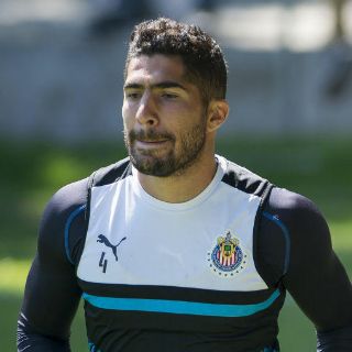 Suspenden dos partidos a Jair Pereira