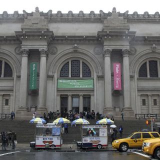 Dimite el director del MET de Nueva York tras duras críticas