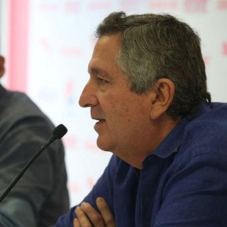 Jorge Vergara descarta compra de equipo peruano