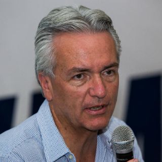 Petersen retira propuesta para bajar sueldos de funcionarios tapatíos