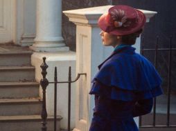 La nana regrese a casa de la familia Banks para ayudar a Michael, uno de sus hijos, en esta nueva entrega. ESPECIAL / http://ew.com/