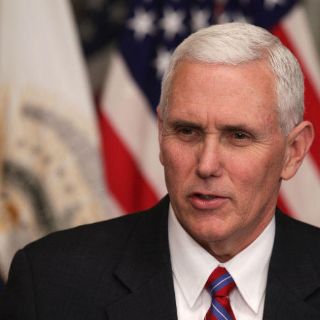 No hay comparación con el uso de correo de Clinton: Pence