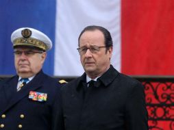 Hollande en un acto de conmemoración del 50 aniversario de la Brigada de Bomberos. AFP / J. Demarthon