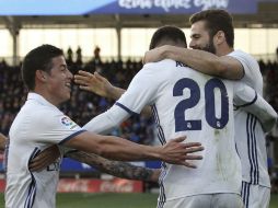 El elenco que dirige el galo Zinedine Zidane se recuperó de una semana negra de resultados negativos. EFE / J. Herrero