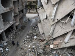 Precisan que los aviones de combate realizaron al menos ocho incursiones, antes y después de la medianoche. AFP / E. Almohibany