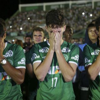 Chapecoense parte a su primer viaje internacional tras accidente