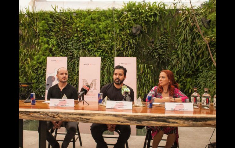 Alfonso Herrera será reconocido como 'Icono Queer' por su trabajo en 'Sense 8'. TWITTER / @PremioMaguey