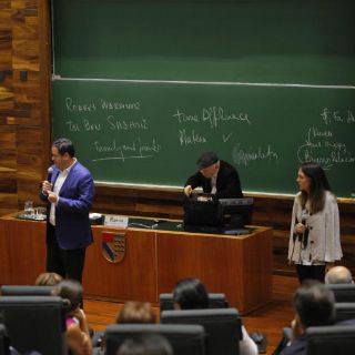 Egresados del IPADE fondean sede en Guadalajara
