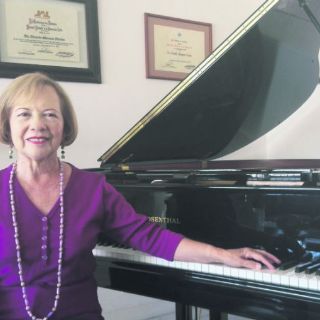 Un homenaje a su amor por el piano