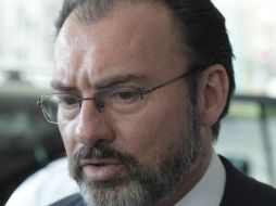 Videgaray Caso llega a la nueva sede del Senado en punto de las 09:30 horas y es recibido por Gamboa Patrón. NTX / ARCHIVO