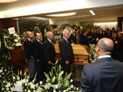 La noche del lunes, familiares y políticos despidieron a Silva Herzog en la funeraria de Félix Cuevas. SUN / ARCHIVO