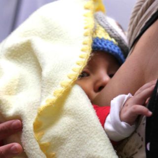 Identifica algunos errores que evitan una lactancia materna satisfactoria