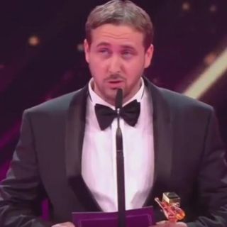 Impostor de Ryan Gosling recibe un premio en Alemania