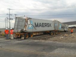 El choque ocurrió la tarde de este miércoles sobre el kilómetro 8+400 del libramiento de Lagos de Moreno. ESPECIAL /