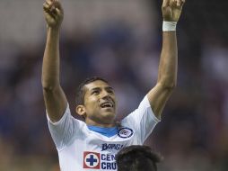 El ecuatoriano Ángel Mena en jugada personal anotó el único y definitorio tanto del partido. MEXSPORT / O. Martínez