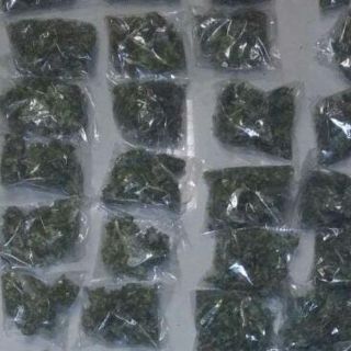 Detienen a dos presuntos narcomenudistas en Zapopan