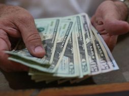 La moneda de origen estadounidense concluyó con alza de 22 centavos, con respecto a la sesión anterior. EL INFORMADOR / ARCHIVO