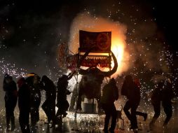 A pesar de los accidentes, la Feria Nacional de la Pirotecnia continúa en Tultepec y concluirá el próximo 11 de marzo. AP / R. Blackwell