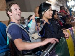 El directivo expresó su alegría porque su primera hija, Max, vaya a tener una hermana. FACEBOOK / Mark Zuckerberg