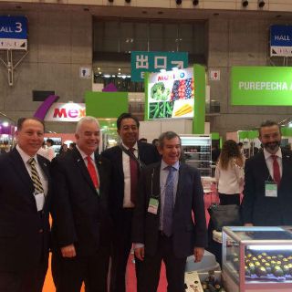 Jaliscienses promueven comida mexicana en Japón