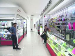 Solos. Los pasillos de la Plaza de la Tecnología, en Ávila Camacho, lucen vacíos. EL INFORMADOR / R. Tamayo