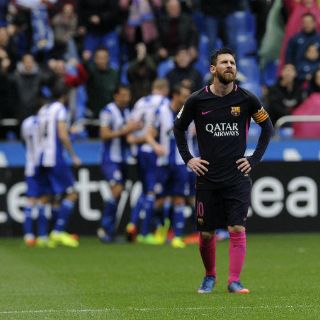 Barça se cae de la nube ante La Coruña