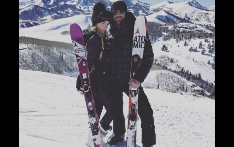 La semana pasada publicó una fotografía junto a Belinda en la que dijo que ambos estaban preparando una sorpresa. TWITTER / @CrissAngel