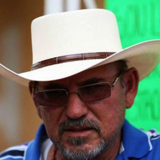 México, un cementerio: Hipólito Mora