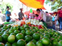 La Profeco señala que algunas tiendas de autoservicio llegan a venderlo en 37.55 pesos, es decir, 4.83 pesos más que la semana pasada. EL INFORMADOR / ARCHIVO