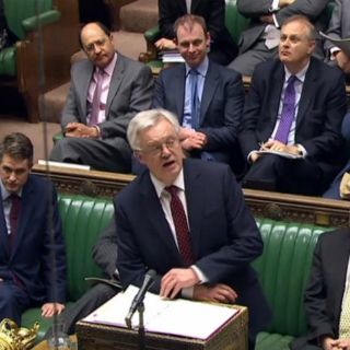 Parlamento británico da luz verde para iniciar el 'Brexit'