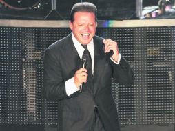 Ningún representante legal de Luis Miguel ha entablado contacto con los abogados de los Fernández para buscar mediar en el conflicto. SUN /