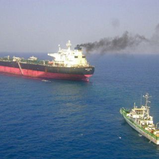 Piratas somalíes secuestran un barco petrolero