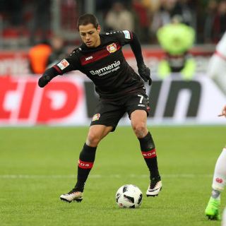 Bayer y 'Chicharito' van por la proeza ante Atlético