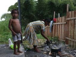 Algunos expertos cifran en 150 mil el número de venezolanos que en 2016 abandonaron el país para escapar a la escasez de alimentos. EFE / ARCHIVO
