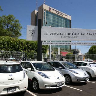 La UdeG presenta 70 vehículos sustentables