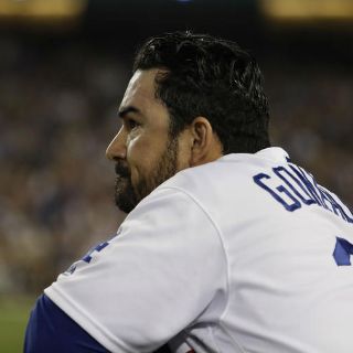 Adrián González fustiga al Clásico Mundial de Beisbol