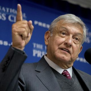 López Obrador, impulsor de Abarca, afirma Camacho