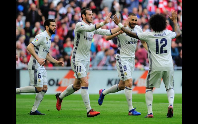 Benzema adelantó al equipo blanco en el minuto 24. AFP / A. Gillenea