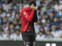 Daniel Arreola es expulsado del partido; con este resultado el Atlas pone en riesgo su puesto en la Liguilla. MEXSPORT / J. Martínez