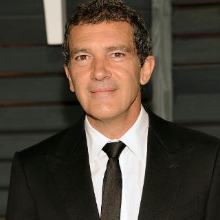 Antonio Banderas ingresa a clínica de Ginebra