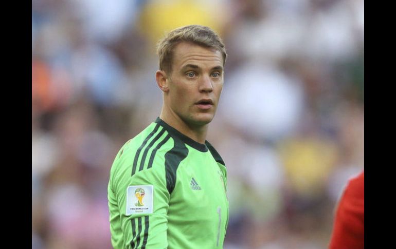 Neuer será tratado de esas molestias por el equipo médico de su club, según fuentes del Bayern. EFE / ARCHIVO