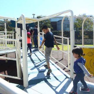 Aprovechan ‘puente’ para ir a la Vía RecreActiva