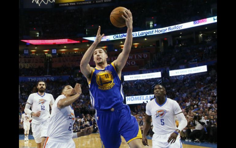 Klay Thompson fue el mejor anotador de los Warriors, hizo 34 puntos. AP / S. Ogrocki