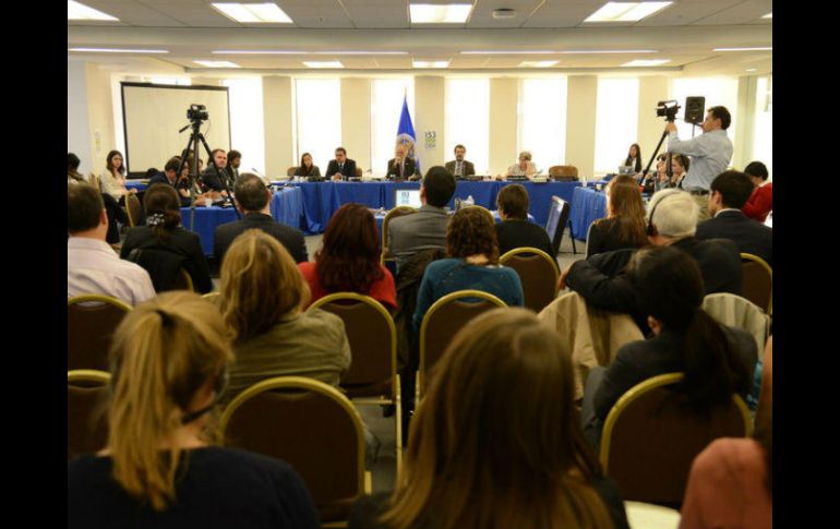 La audiencia quiere resolver dudas sobre la nueva política de deportaciones, de seguridad en la frontera, de visados y asilo. EFE / ARCHIVO