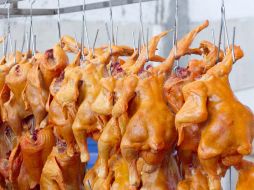 Brasil sólo exportará productos avícolas, como carne refrigerada, congelada y deshidratada de pollo y pavo. EFE / ARCHIVO