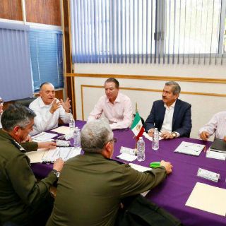 Cienfuegos encabeza reunión de seguridad en Culiacán