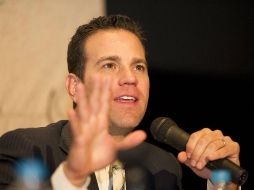 El periodista subió un par de fotografías de Fausto Vallejo reunido con el alcalde de Morelia, Alfonso Martínez Alcázar. EL INFORMADOR / ARCHIVO