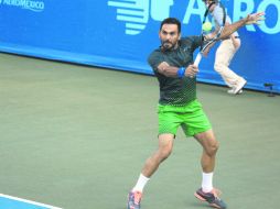 En una hora y 44 minutos, Víctor Estrella Burgos despachó al ecuatoriano Emilio Gómez. EL INFORMADOR / G. Gallo