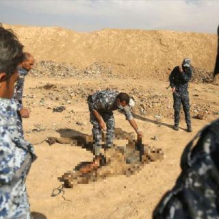 Una fosa común cerca de Mosul puede superar el millar de cadáveres