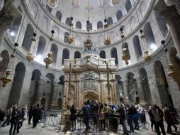 Los obras costaron 3.4 millones de euros, financiados por las tres principales confesiones cristianas del Santo Sepulcro. EFE / A. Sultan